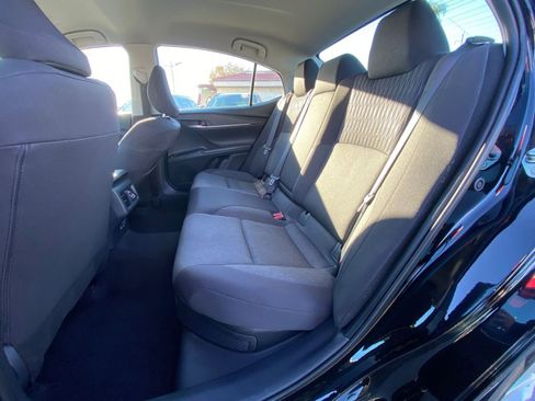 Used 2025 Toyota Camry LE image 25