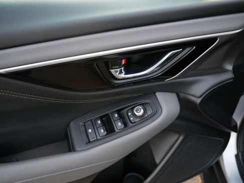 Used 2025 Subaru Outback Onyx Edition w/ Tech Package 3 image 20