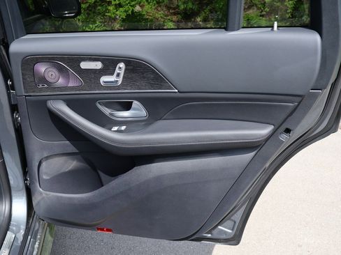 New 2026 Mercedes-Benz GLS 450 4MATIC image 15