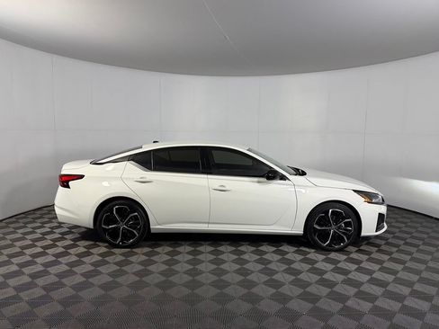 Used 2026 Nissan Altima 2.5 SR FWD image 7