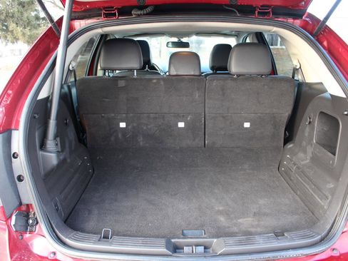 Used 2013 Ford Edge SEL image 42