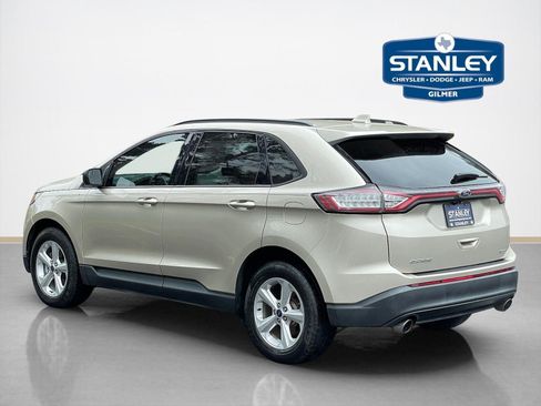 Used 2017 Ford Edge SE w/ Cargo Accessory Package FWD image 7