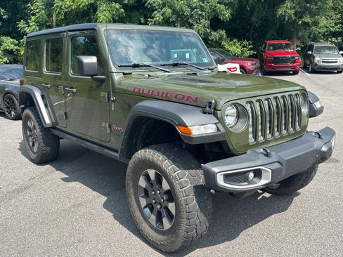 Used 2022 Jeep Wrangler Unlimited Rubicon AWD/4WD image 3