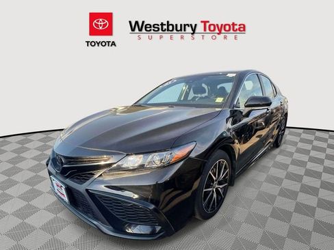 Certified 2023 Toyota Camry SE image 5