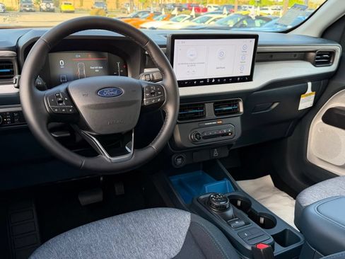 New 2026 Ford Maverick XLT FWD image 27
