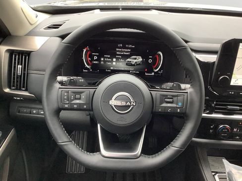 New 2025 Nissan Pathfinder Platinum w/ Cargo Package image 19