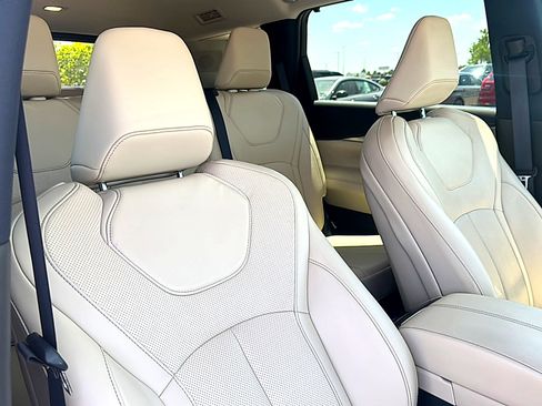 Used 2023 INFINITI QX60 Luxe w/ Cargo Package FWD image 27