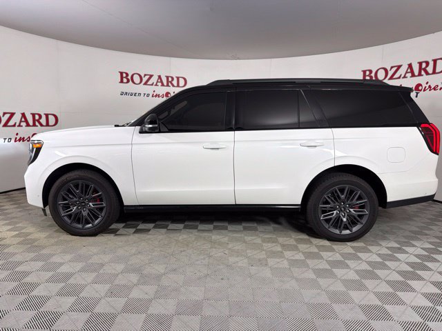 Used 2025 Ford Expedition Platinum w/ Stealth Performance Package AWD/4WD image 7