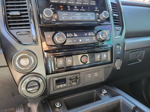 Used 2021 Nissan Titan PRO-4X w/ Pro-4x Convenience Package image 22