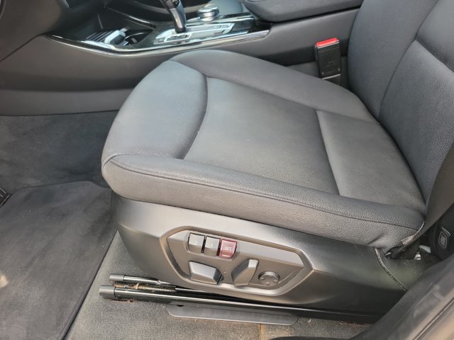 Used 2017 BMW X3 sDrive28i RWD image 6