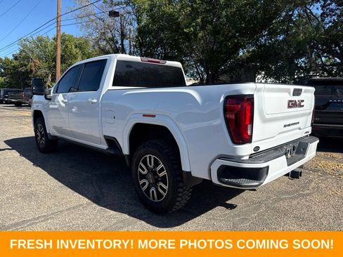 Used 2022 GMC Sierra 2500 AT4 AWD/4WD image 4