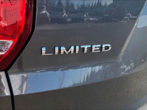 Used 2017 Ford Explorer Limited w/ Class II Trailer Tow Package image 24