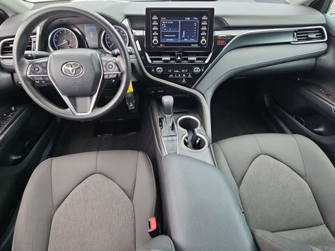 Used 2022 Toyota Camry LE FWD image 15