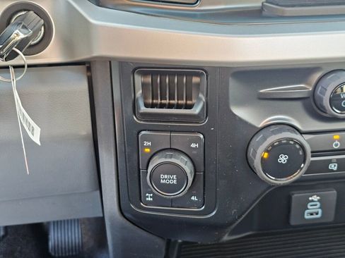 New 2026 Ford F250 XL w/ XL Chrome Package image 17