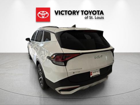 Used 2025 Kia Sportage EX w/ Premium Package AWD/4WD image 5