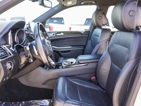 Used 2019 Mercedes-Benz GLS 550 4MATIC image 18