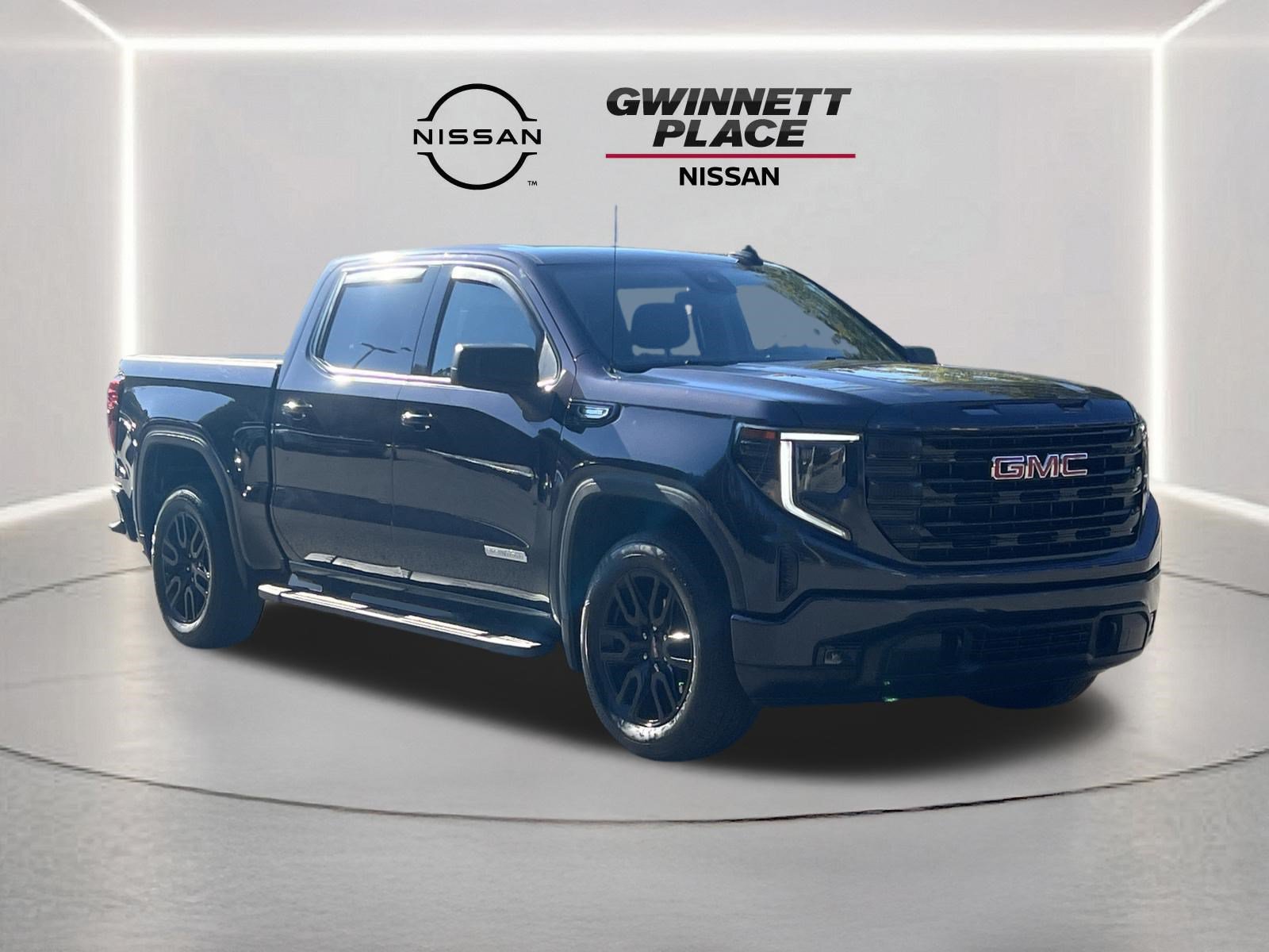 Used 2025 GMC Sierra 1500 Elevation RWD image 24