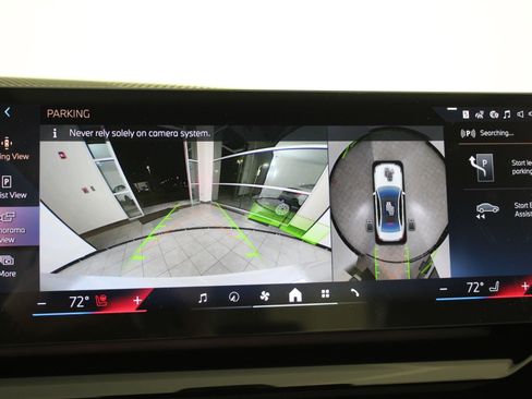 New 2026 BMW 530i xDrive w/ M Sport Package image 32