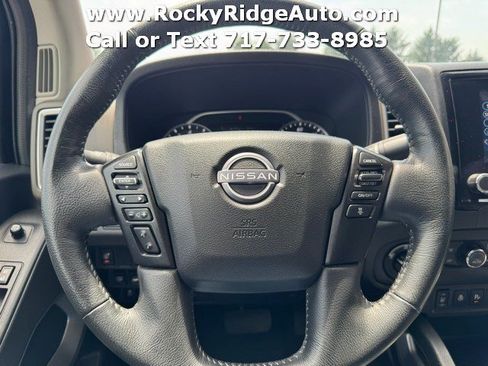 Used 2023 Nissan Frontier SV w/ SV Convenience Package AWD/4WD image 12