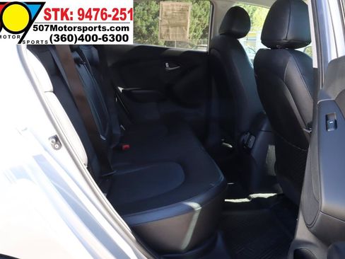 Used 2014 Hyundai Tucson SE AWD/4WD image 21