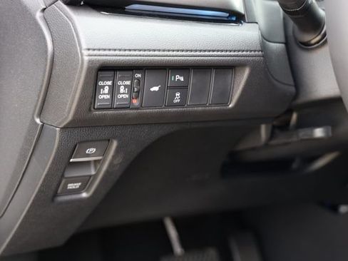 New 2026 Honda Odyssey Touring image 19
