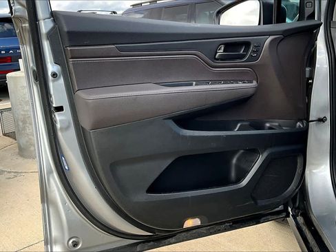 Used 2023 Honda Odyssey EX-L image 20