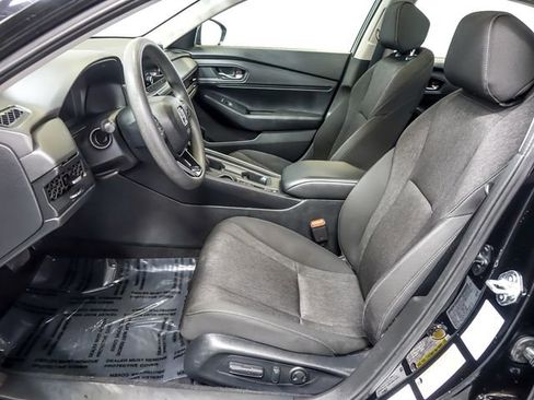 Used 2024 Honda Accord EX image 12