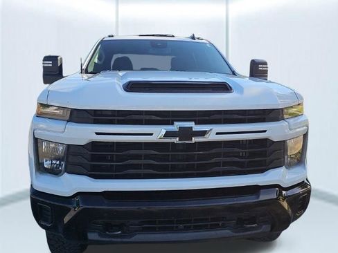 Used 2024 Chevrolet Silverado 2500 Custom w/ Custom Convenience Package AWD/4WD image 35
