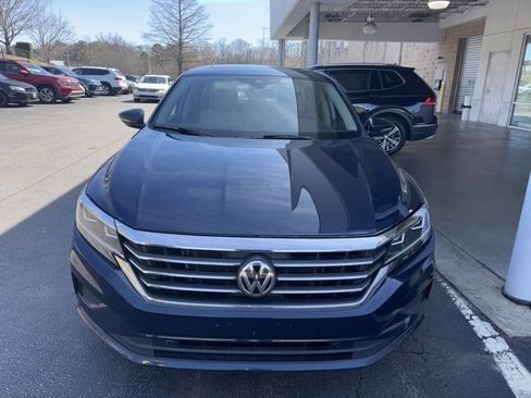 Used 2020 Volkswagen Passat 2.0T SEL image 7