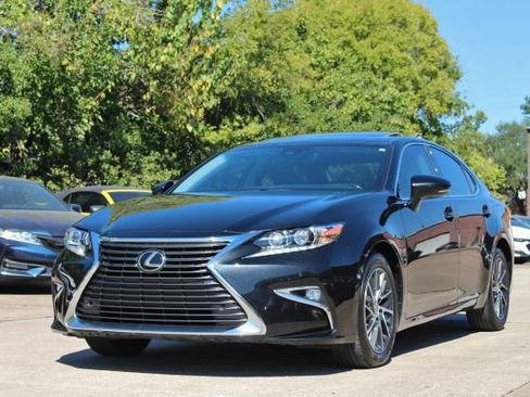 Used 2017 Lexus ES 350 image 3
