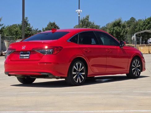 Used 2023 Honda Civic EX image 5