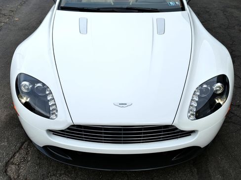 Used 2015 Aston Martin V8 Vantage S image 72