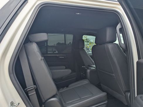 Used 2025 Chevrolet Tahoe Z71 w/ Z71 Off-Road Package AWD/4WD image 14