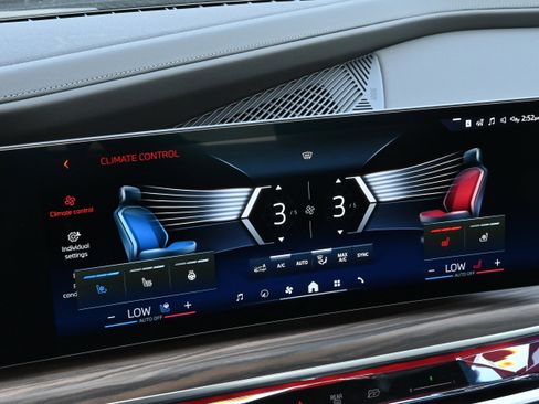 New 2026 BMW i7 eDrive50 w/ M Sport Package RWD image 16