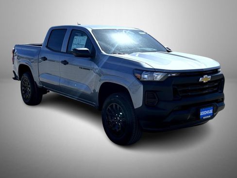 New 2026 Chevrolet Colorado W/T w/ WT Custom Package AWD/4WD image 3