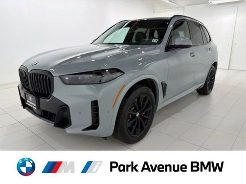Certified 2024 BMW X5 xDrive40i w/ M Sport Package AWD/4WD image 1