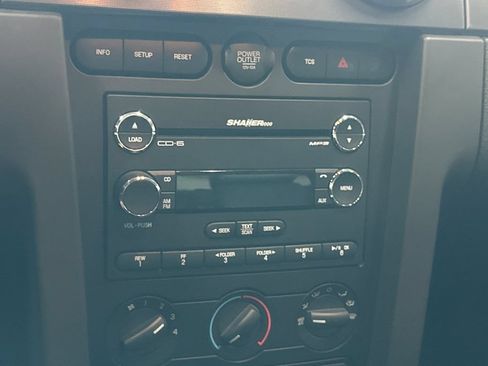 Used 2009 Ford Mustang Shelby GT500 RWD image 16