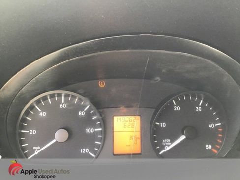 Used 2014 Freightliner Sprinter 2500 image 9