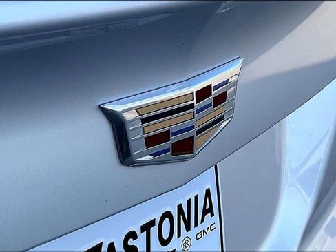 Used 2022 Cadillac XT4 Premium Luxury w/ Safety Alert Package image 22