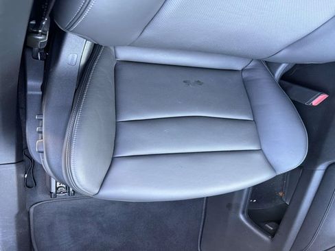 Used 2024 Cadillac XT6 Premium Luxury w/ Technology Package FWD image 20
