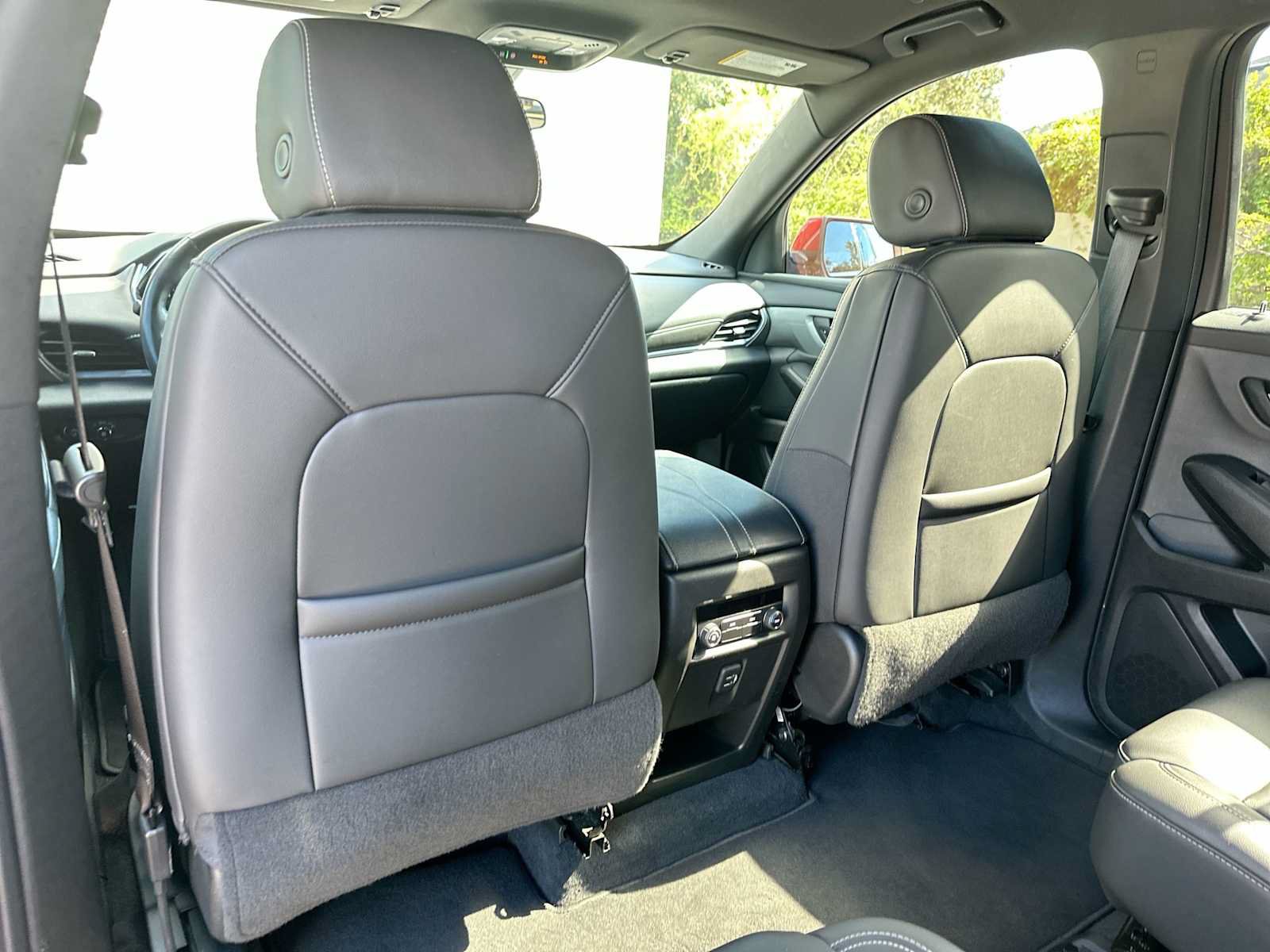 Certified 2023 Chevrolet Traverse LT AWD/4WD image 16