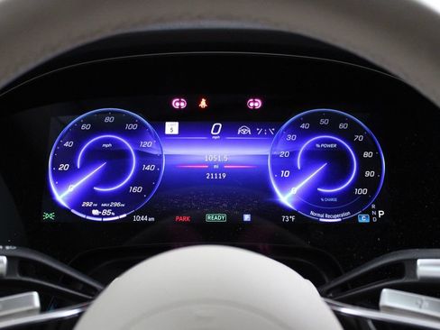 Used 2023 Mercedes-Benz EQS 580 4MATIC Sedan image 34