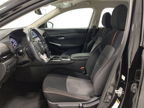 Used 2022 Nissan Sentra SR w/ Electronics Package FWD image 17