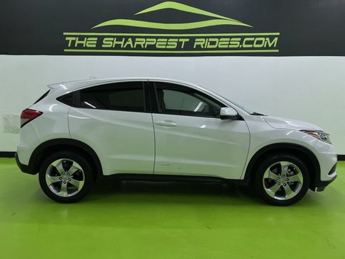 Used 2020 Honda HR-V LX image 11