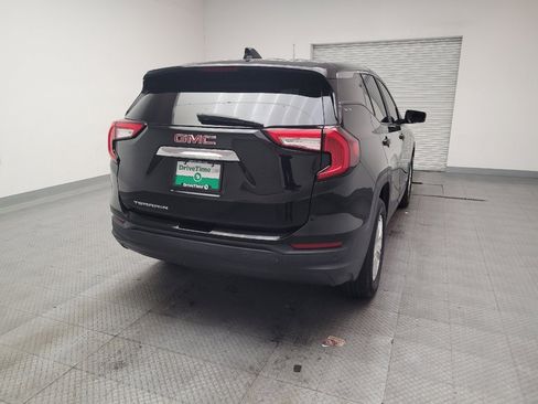 Used 2022 GMC Terrain SLE image 7
