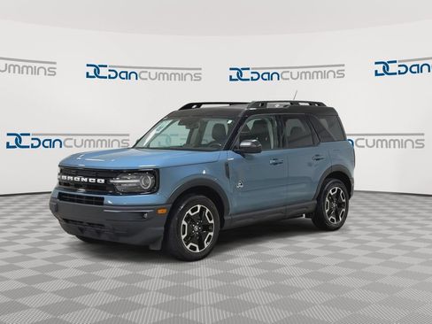 Used 2022 Ford Bronco Sport Outer Banks w/ Tech Package AWD/4WD image 4
