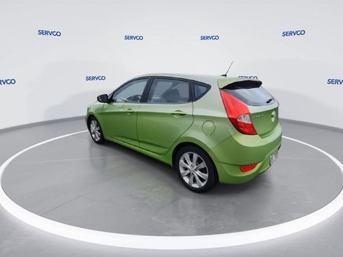 Used 2012 Hyundai Accent SE FWD image 6