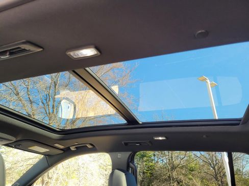 New 2026 Buick Enclave Sport Touring w/ Power Package image 8