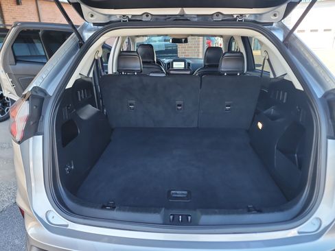 Used 2023 Ford Edge SEL image 18