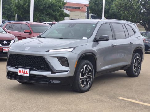 Certified 2025 Buick Enclave Sport Touring w/ Power Package FWD image 3